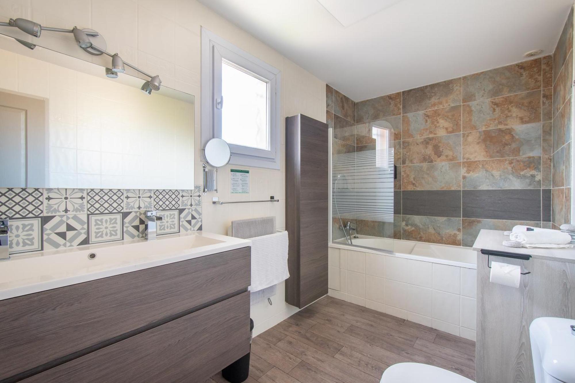 Guesthouse La Costiere - Logements Independants - Espace Piscine Jacuzzi Lunel  Luaran gambar